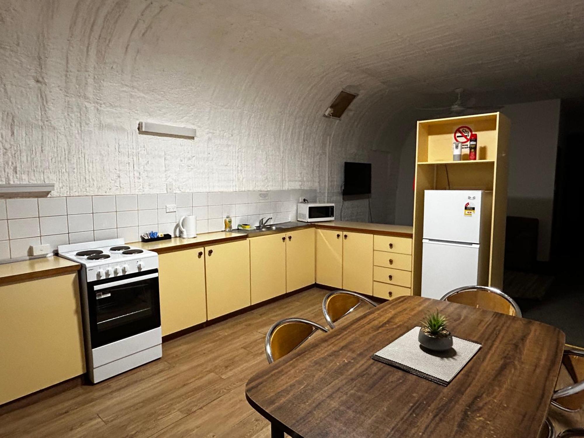 Desert View Apartments Coober Pedy Eksteriør bilde